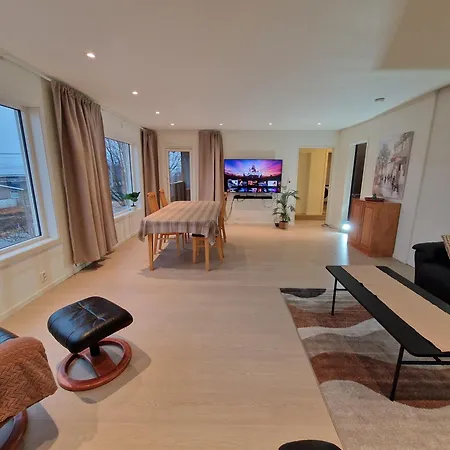 Apartment With Fantastic View And Parking Tromsø Exterior foto